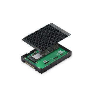 QNAP QDA-UMP4 M.2 PCIe 4.0 NVMe SSD to U.2 PCIe 4.0 NVMe SSD Drive Bay Adapter